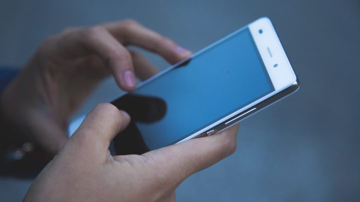 Jak skutecznie przenieść dane na nowy telefon z Androidem? Sprawdzone i szybkie sposoby