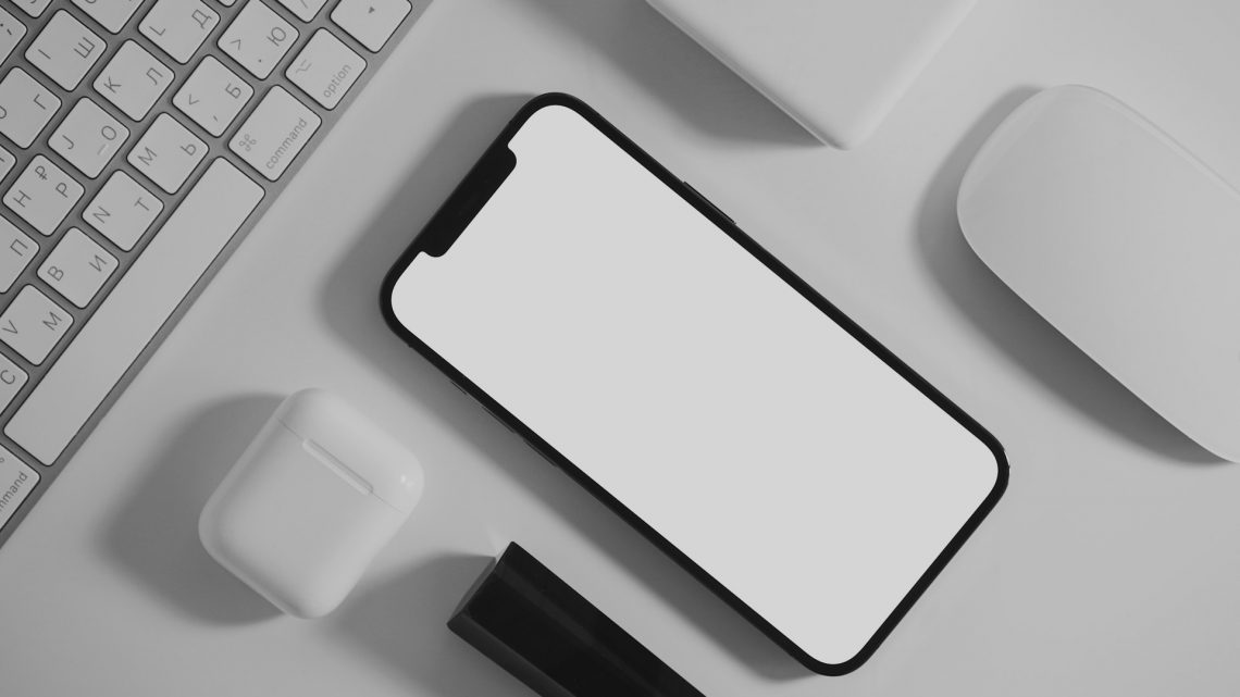 Jak odświeżyć smartfon? Przewodnik po schowku oraz nowościach w iOS 26 i Androidzie 16