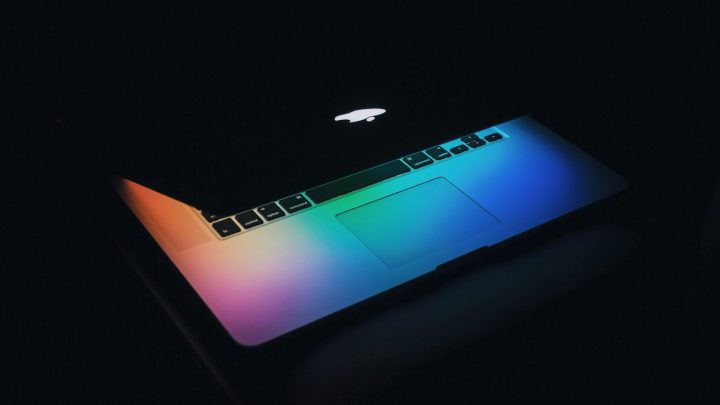 Apple kusi firmy przesiadką na Maca i szykuje premierę nowych urządzeń z czipem M5